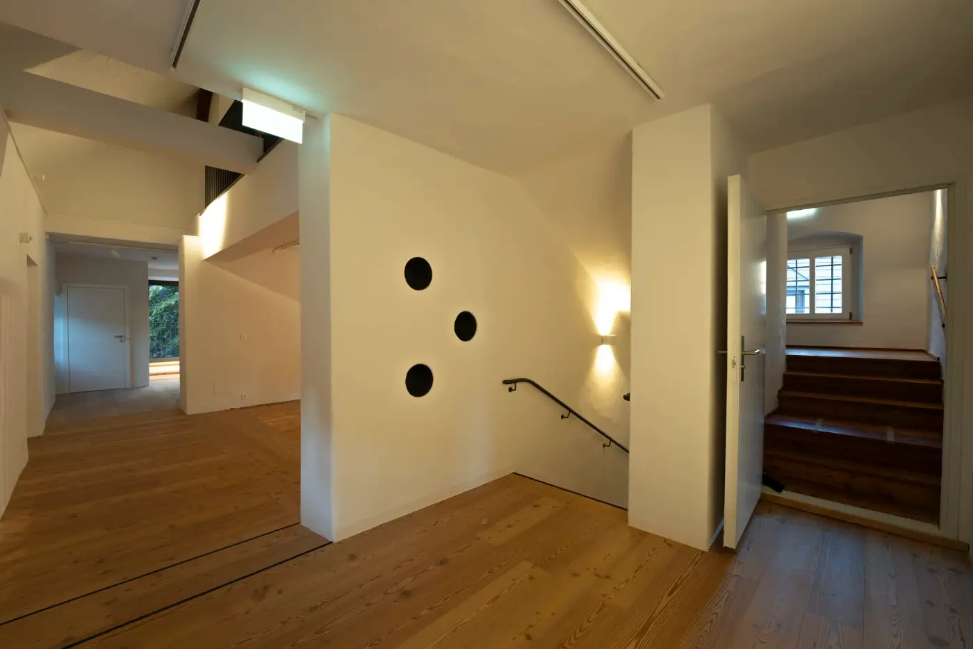 Innenraum mit Treppe vor der Flambient-Bearbeitung