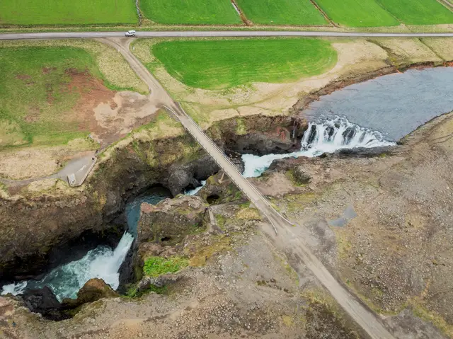Iceland, travel photo 98 of 102 by Pixellab-Media
