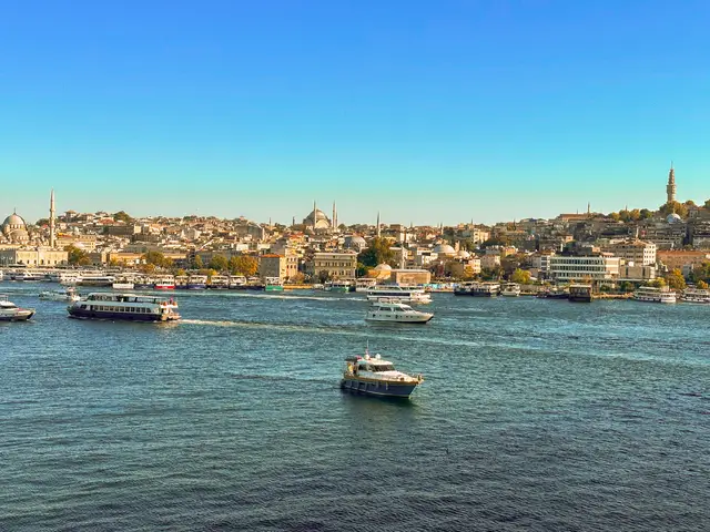 Istanbul, travel photo 2 of 15 by Pixellab-Media